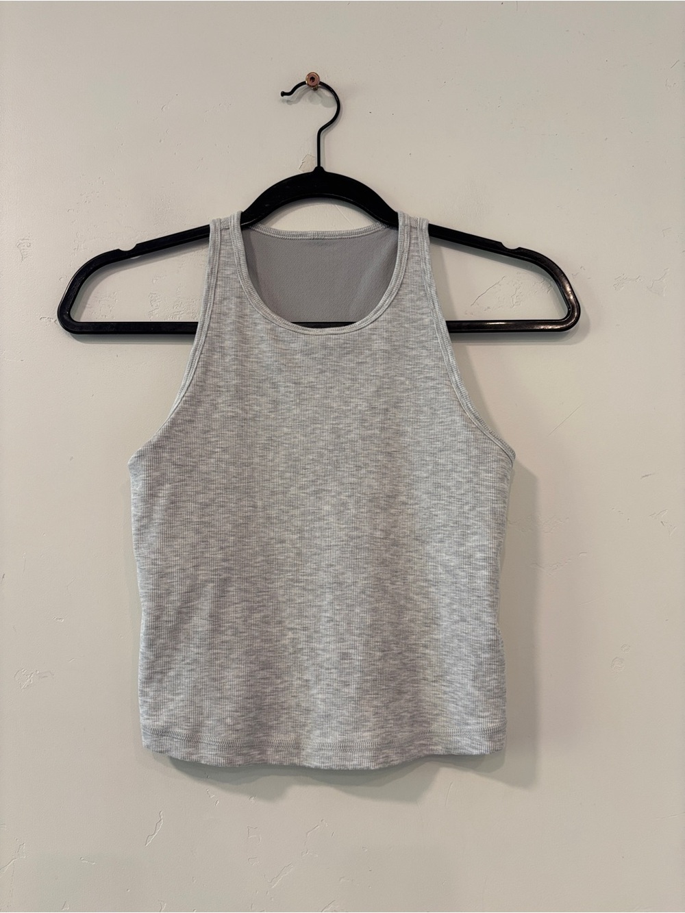 Vuori Pose Plyo Ribbed Tank Top Built In Bra Heather Gray Women’s Size Small